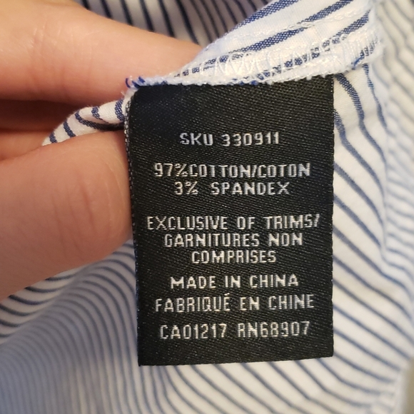 Le Chateau Medium peplum sleeveless blouse - Picture 6 of 8